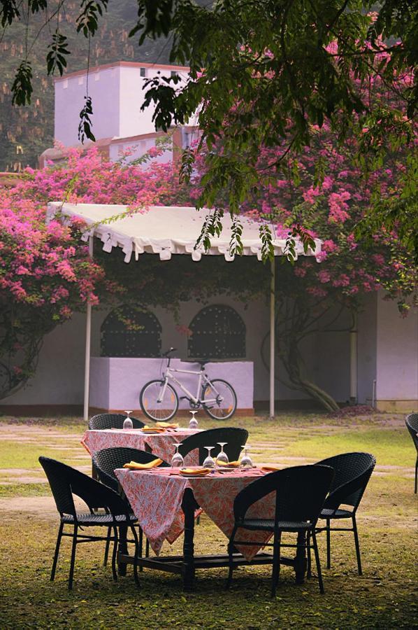 Mela Kothi - The Chambal Safari Lodge Bāh Eksteriør bilde