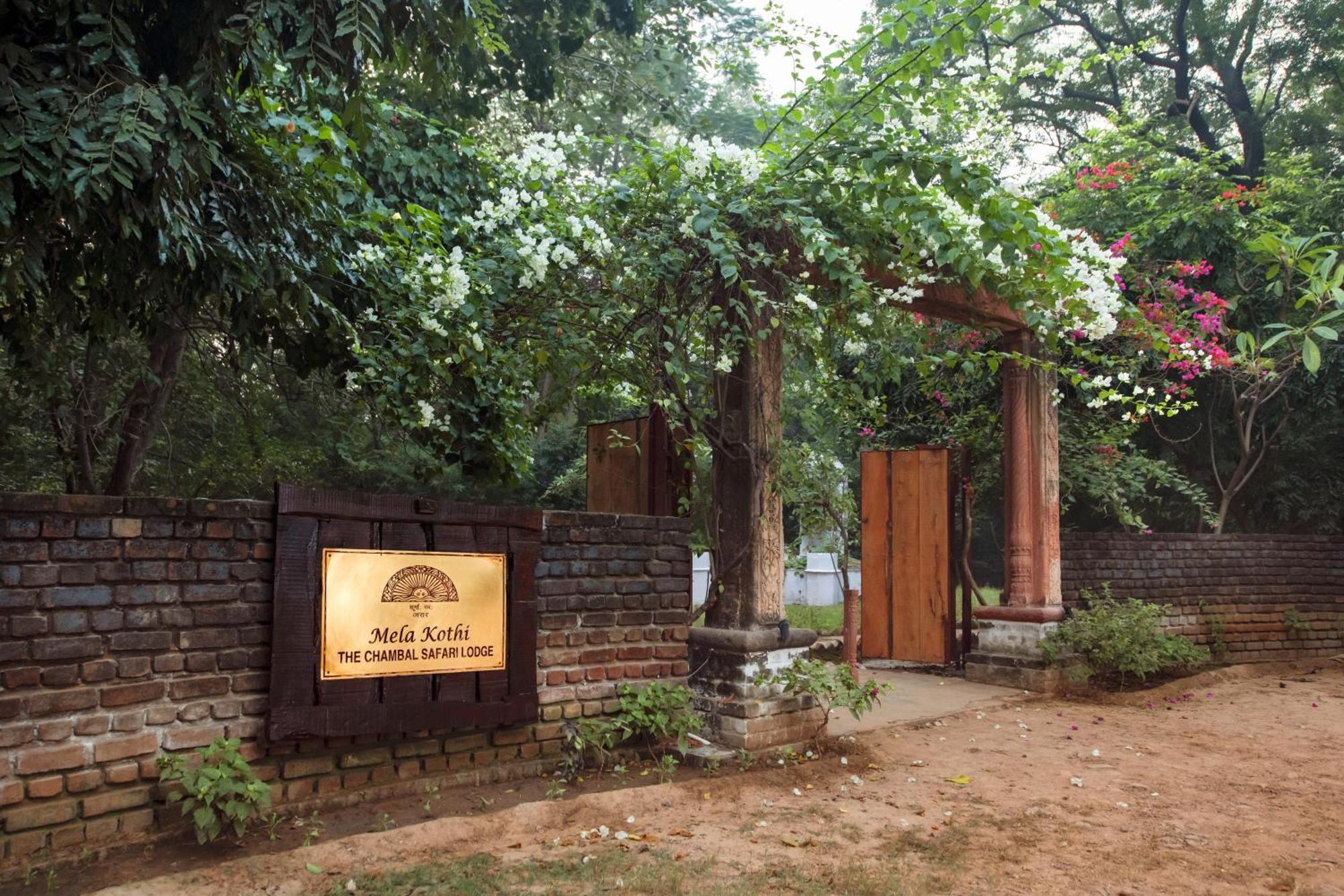 Mela Kothi - The Chambal Safari Lodge Bāh Eksteriør bilde